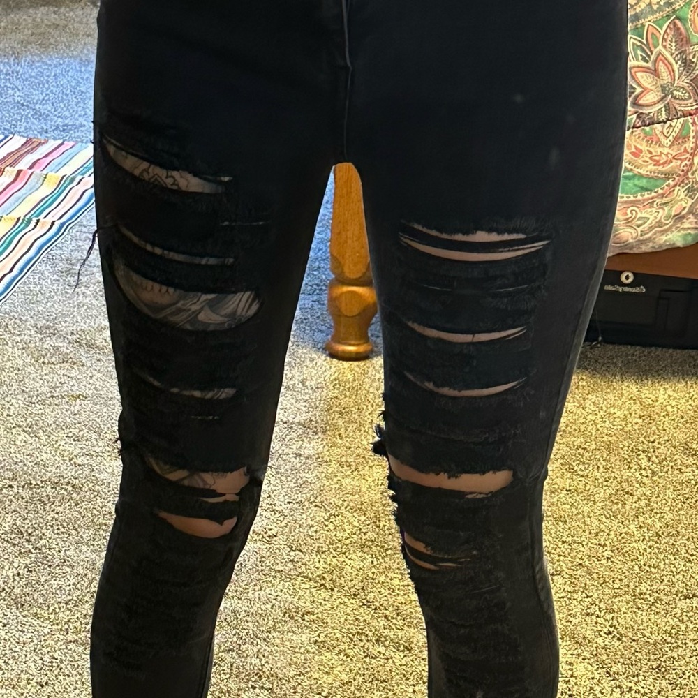 Women's Black Distressed Jeans